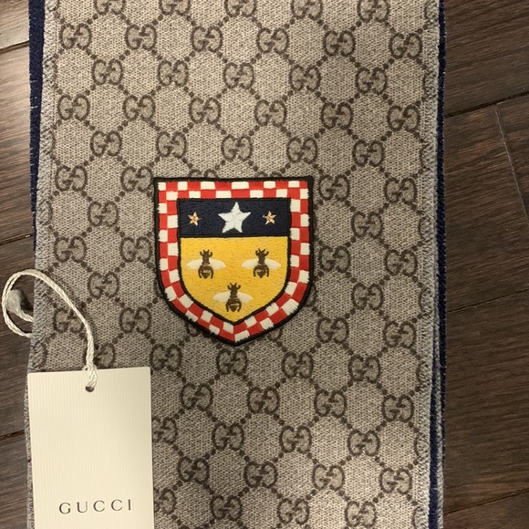 NWT Gucci Scarf - Picture 3 of 7